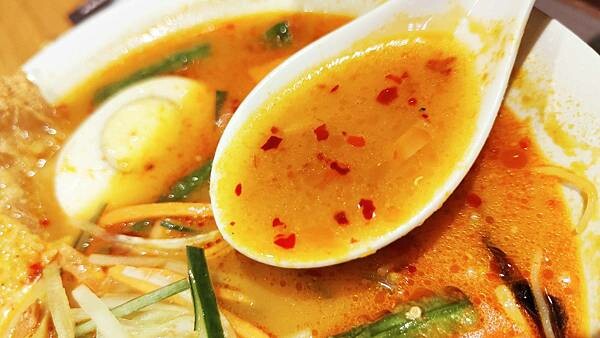 【台北信義區美食】polam kopitiam馬來麵｜專賣大馬各大麵食有炒泡麵推薦亞參叻沙