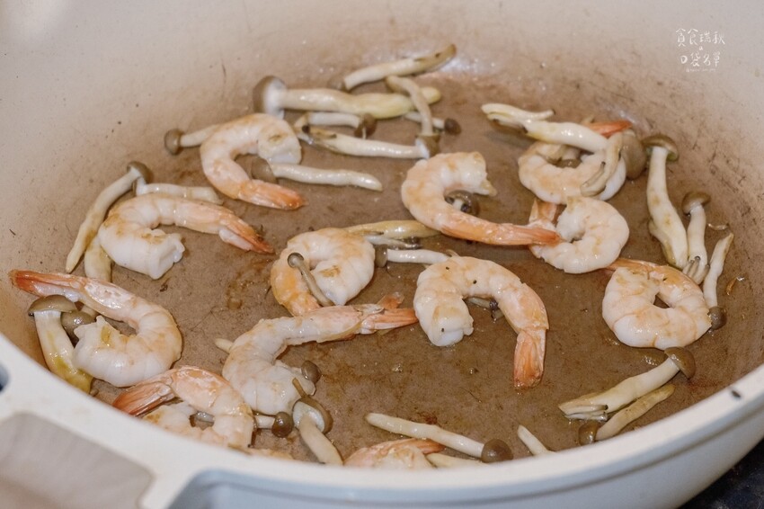 宅配美食|一瓶含有20顆酪梨,香蒜、萊姆風味炒菜、油煎超萬用 宅配美食|一瓶含有20顆酪梨,香蒜、萊姆風味炒菜、油煎超萬用