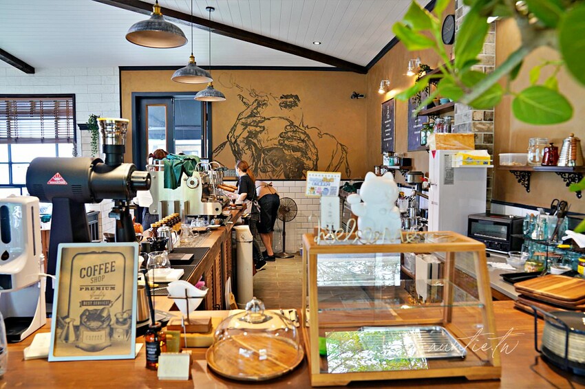 【新北】金山｜猿咖啡，一週營業兩天，陽金公路旁隱密咖啡廳