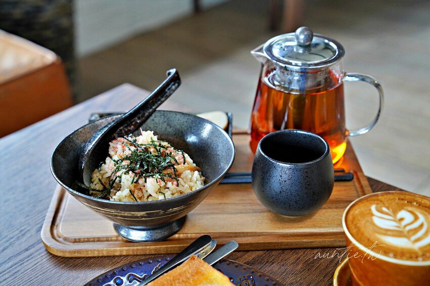 【新北】金山｜猿咖啡，一週營業兩天，陽金公路旁隱密咖啡廳