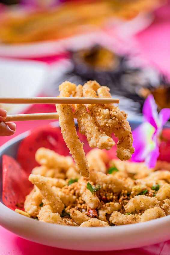 墾丁美食 – 亞發師海產 x 回訪N次的超高CP值海產餐廳 無敵海景漁港餐廳 一片5元的新鮮生魚片 平價熱炒高級