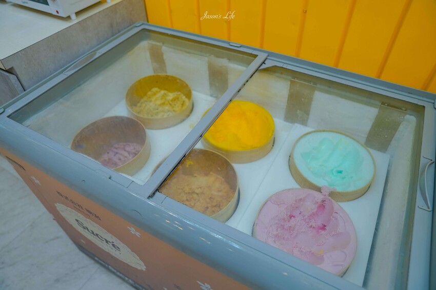 【台中太平│美食】19House炙燒牛排太平店。高CP值牛排吃到飽，超豐盛自助區，麻辣豆腐鴨血、爆米花、冰淇淋