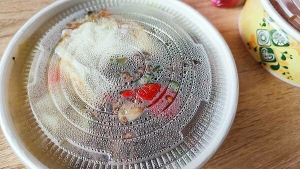 【八里美食】阿貝儒泰式小館｜只要８５元就可以吃到泰式料理！還有三樣配菜哦