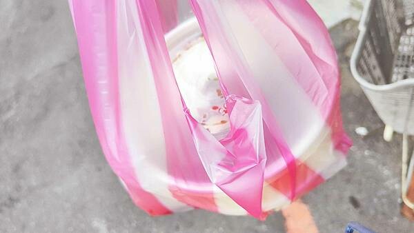 【八里美食】阿貝儒泰式小館｜只要８５元就可以吃到泰式料理！還有三樣配菜哦