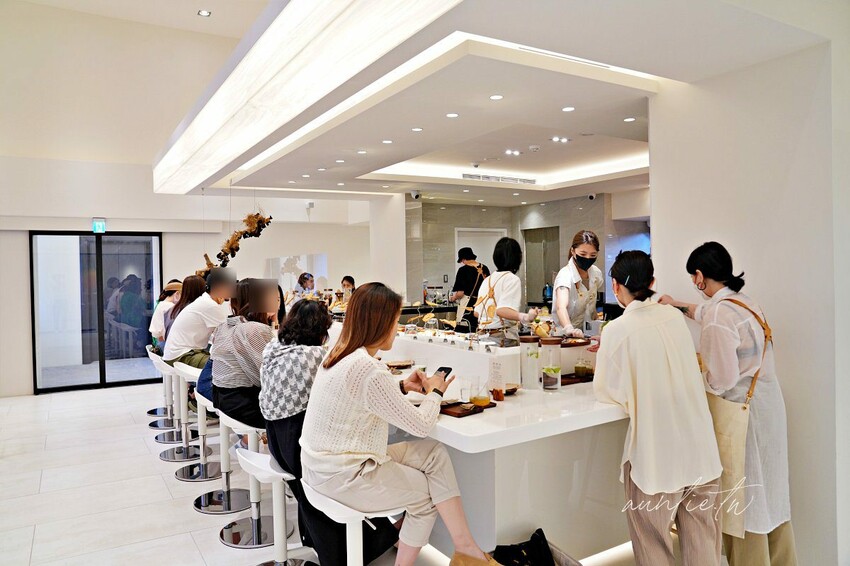 【台北】市政府站|The Seedin Lab,麵包根本藝術品來著,五感餐食體驗,不定期更換主題的美食藝廊