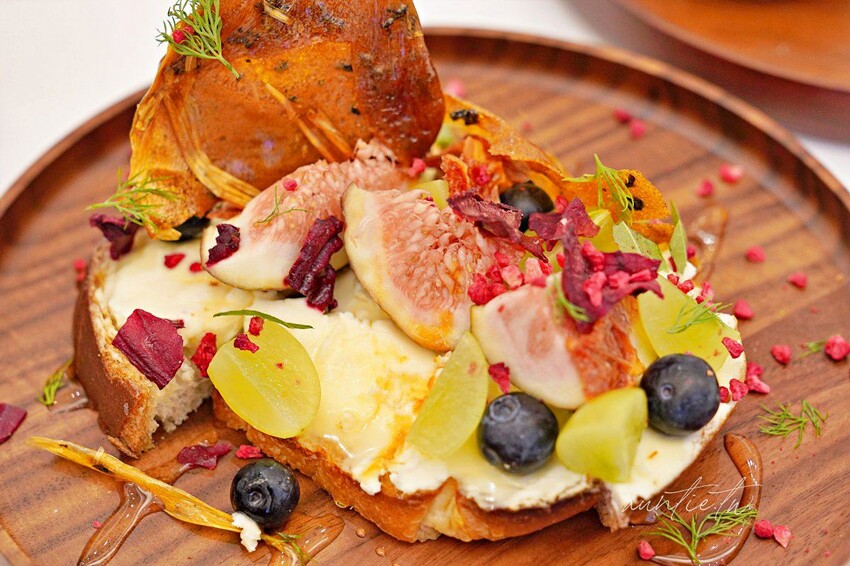 【台北】市政府站|The Seedin Lab,麵包根本藝術品來著,五感餐食體驗,不定期更換主題的美食藝廊