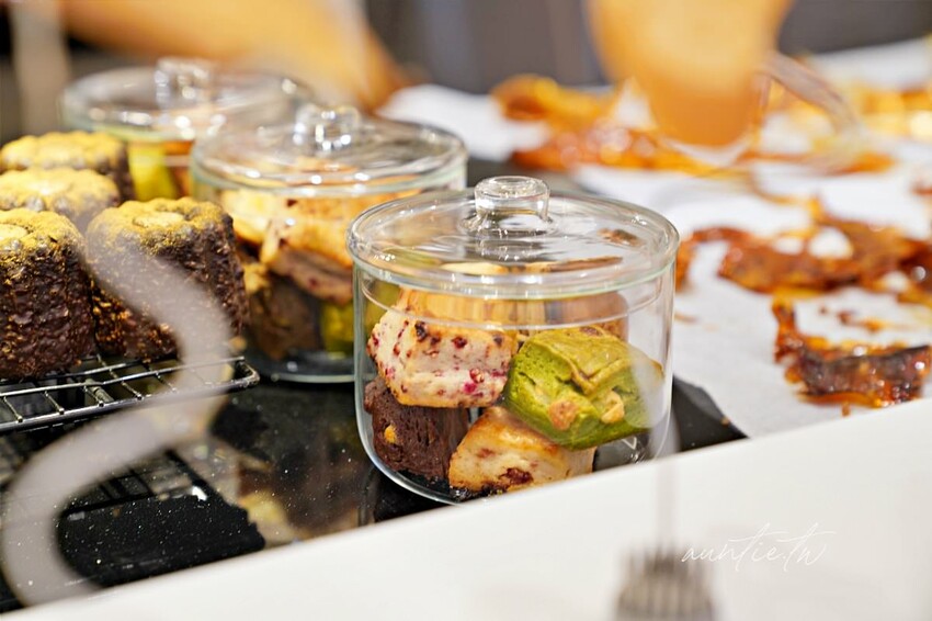 【台北】市政府站|The Seedin Lab,麵包根本藝術品來著,五感餐食體驗,不定期更換主題的美食藝廊