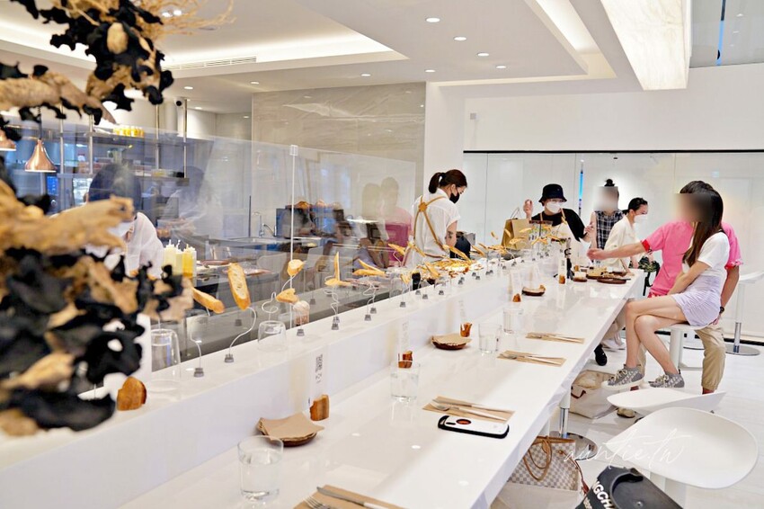 【台北】市政府站|The Seedin Lab,麵包根本藝術品來著,五感餐食體驗,不定期更換主題的美食藝廊