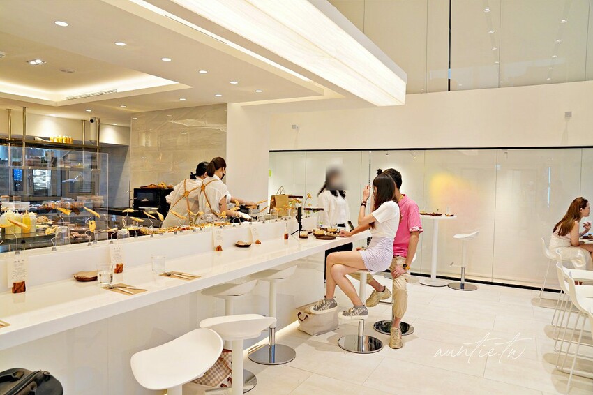 【台北】市政府站|The Seedin Lab,麵包根本藝術品來著,五感餐食體驗,不定期更換主題的美食藝廊