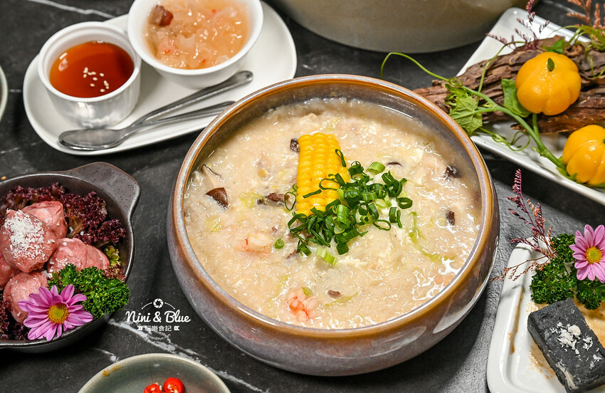 台中SOGO、勤美商圈，中午營業到凌晨２點的深夜火鍋推薦，美學擺盤、好喝特色湯底－妮妮布魯