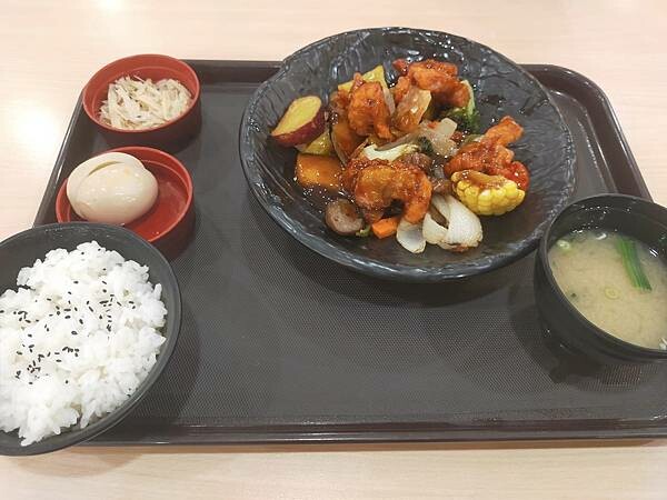 新北土城joyfull台灣珍有福~日本九州家庭料理~咖哩~丼