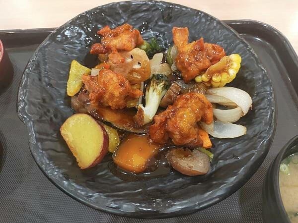 新北土城joyfull台灣珍有福~日本九州家庭料理~咖哩~丼