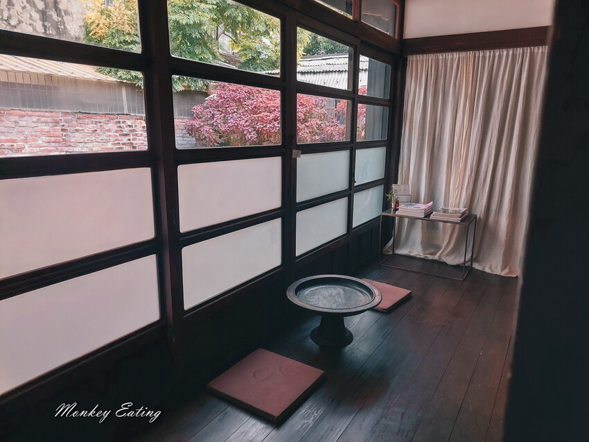 【新竹美食】李克承博士故居a-moom｜80年日式老宅主打微熱山形吐司，享受庭院咖啡下午茶 - 貪吃猴的幻想
