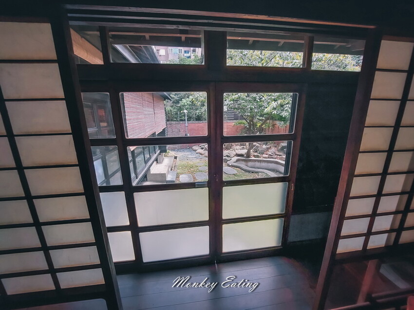 【新竹美食】李克承博士故居a-moom｜80年日式老宅主打微熱山形吐司，享受庭院咖啡下午茶 - 貪吃猴的幻想