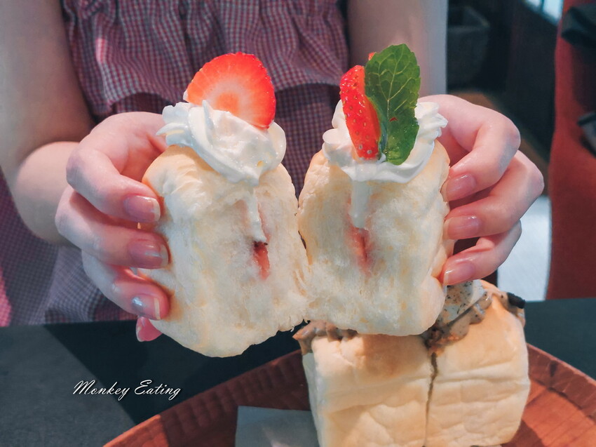 【新竹美食】李克承博士故居a-moom｜80年日式老宅主打微熱山形吐司，享受庭院咖啡下午茶 - 貪吃猴的幻想