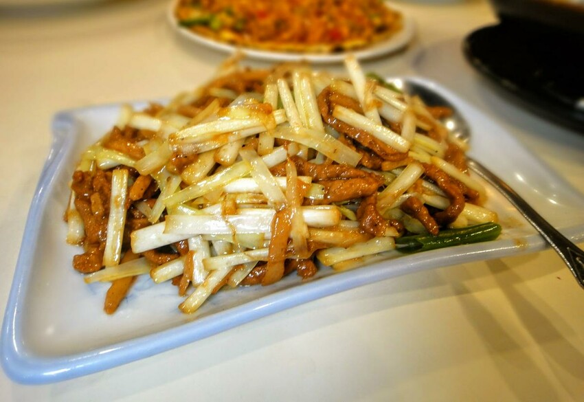 【美食】「龍翔園餐廳」大安川湘菜推薦，東區中式合菜推薦、東區聚餐推薦