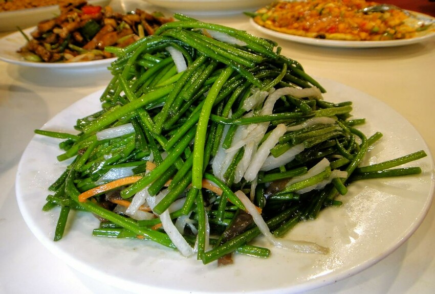 【美食】「龍翔園餐廳」大安川湘菜推薦，東區中式合菜推薦、東區聚餐推薦