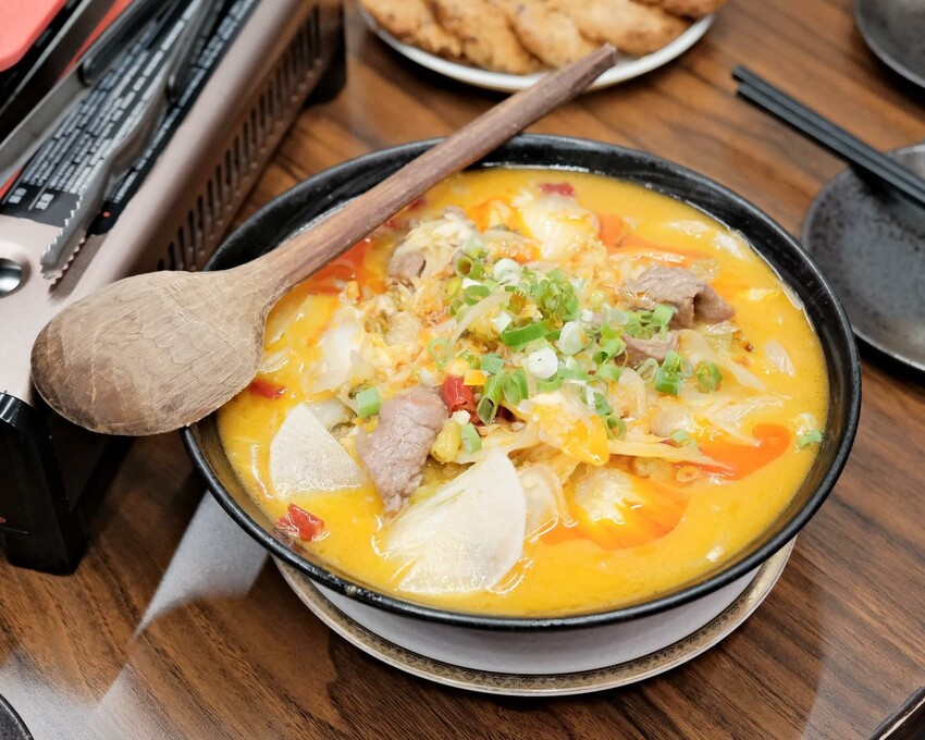 【捷運中山站美食】魚紅苑重慶烤魚~台北最正宗四川烤魚超好吃~台北川菜餐廳必吃、林森北路宵夜推薦