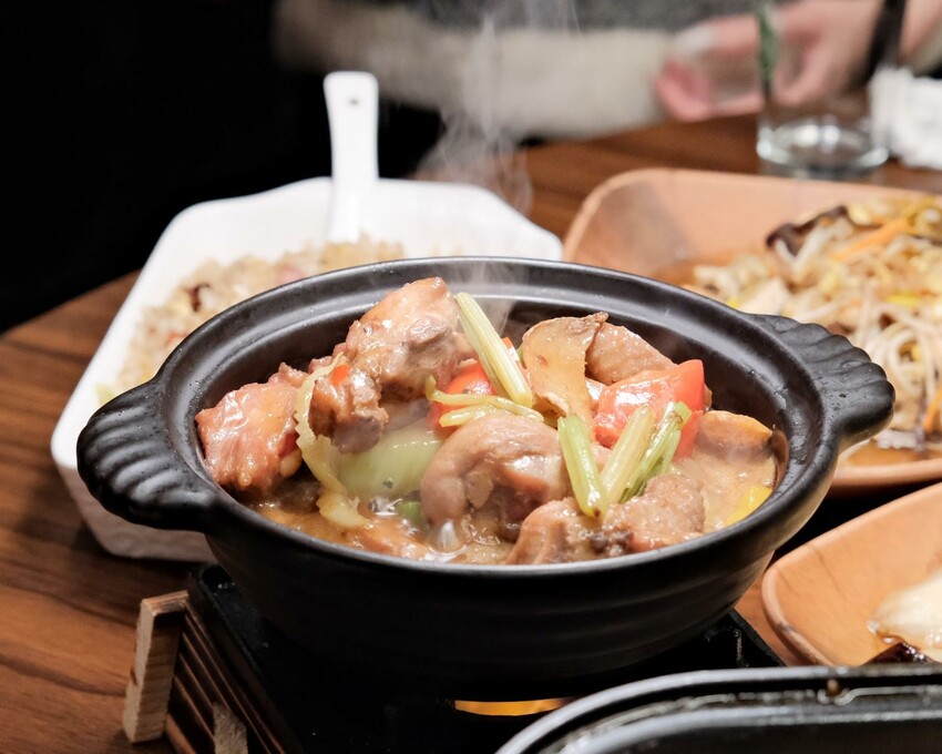 【捷運中山站美食】魚紅苑重慶烤魚~台北最正宗四川烤魚超好吃~台北川菜餐廳必吃、林森北路宵夜推薦