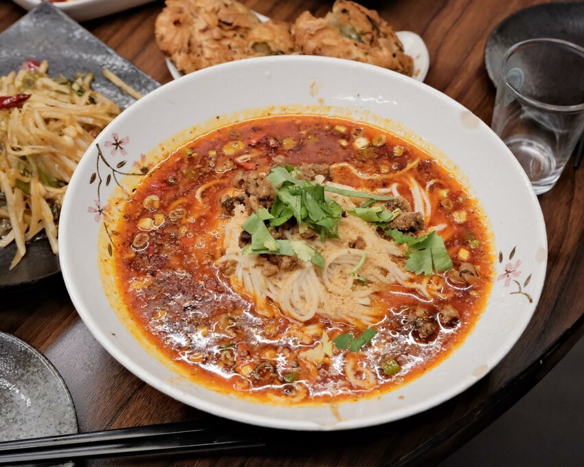 【捷運中山站美食】魚紅苑重慶烤魚~台北最正宗四川烤魚超好吃~台北川菜餐廳必吃、林森北路宵夜推薦