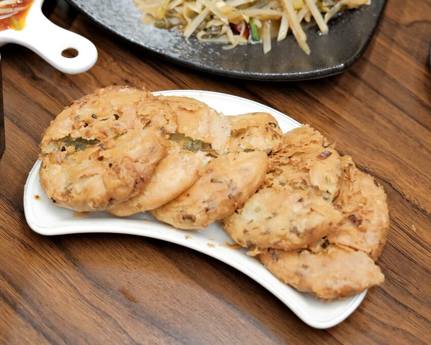 【捷運中山站美食】魚紅苑重慶烤魚~台北最正宗四川烤魚超好吃~台北川菜餐廳必吃、林森北路宵夜推薦