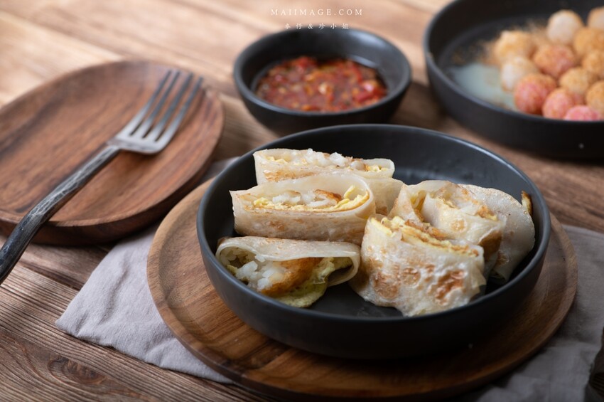 鶯歌美食｜隔壁宵夜新北旗艦店～鶯歌老街旁最有人氣的宵夜在這裡！新北市夜貓族宵夜推薦，大推鍋燒意麵、剁椒拌飯～鶯歌車站美食推薦 @麥仔の食尚生活