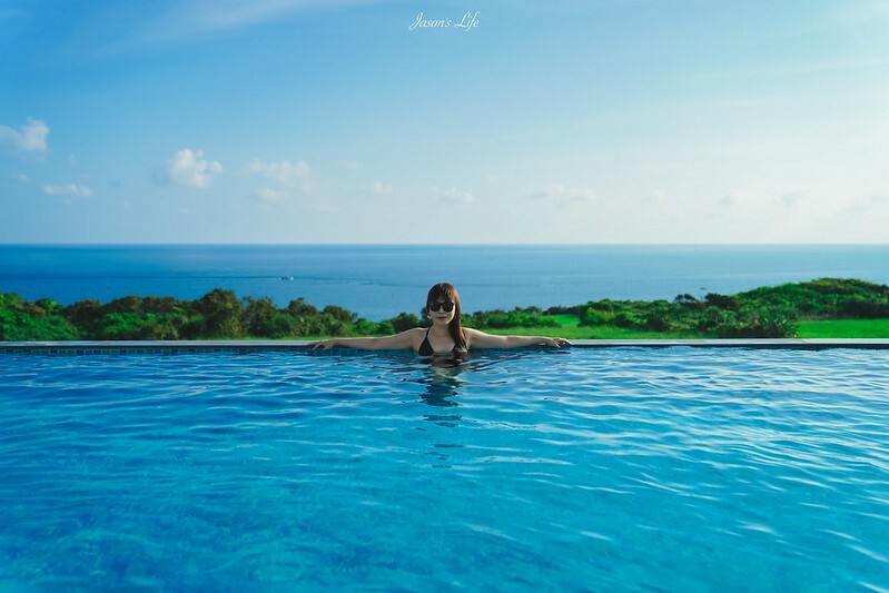 【屏東恆春│住宿】日光‧嶼南。話題性高,墾丁純白高質感民宿,擁有海景無邊際泳池,房間面海景觀超棒