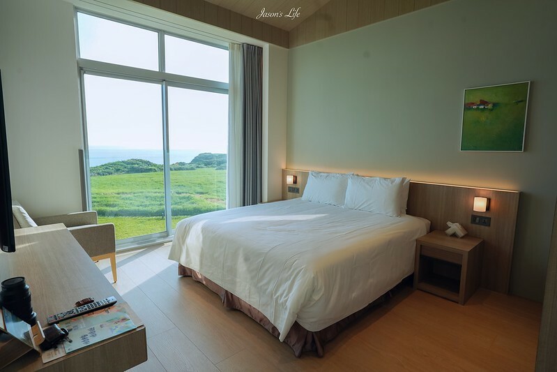 【屏東恆春│住宿】日光‧嶼南。話題性高,墾丁純白高質感民宿,擁有海景無邊際泳池,房間面海景觀超棒