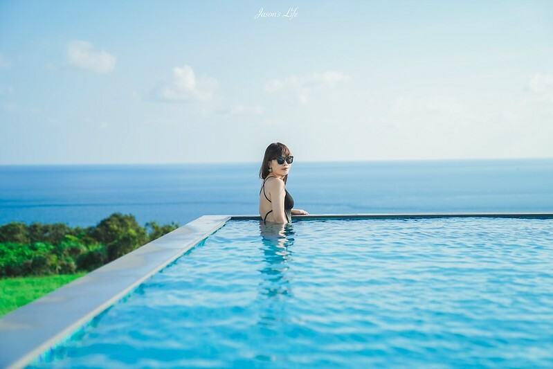 【屏東恆春│住宿】日光‧嶼南。話題性高,墾丁純白高質感民宿,擁有海景無邊際泳池,房間面海景觀超棒