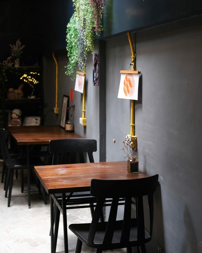 【台中美食】塩之友物｜藏身勤美周邊的銅板價麵包，讓人幸福爆表的胖嘟嘟可頌 ! - 肉依小姐吃什麼