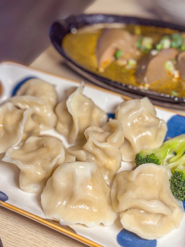 台中小吃推薦!開到晚上11點的牛肉麵居然4cm厚!還有必吃番