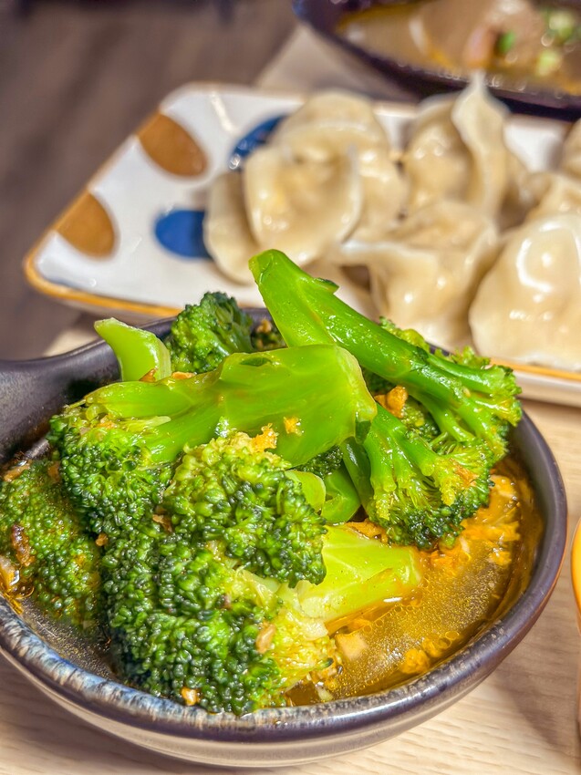 台中小吃推薦！開到晚上11點的牛肉麵居然4cm厚！還有必吃番