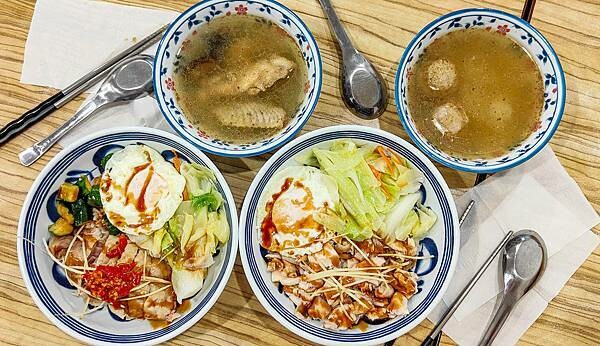【台北美食】富春雞肉|比名店還要厲害的好吃雞肉飯!真的是爆強的啦~!