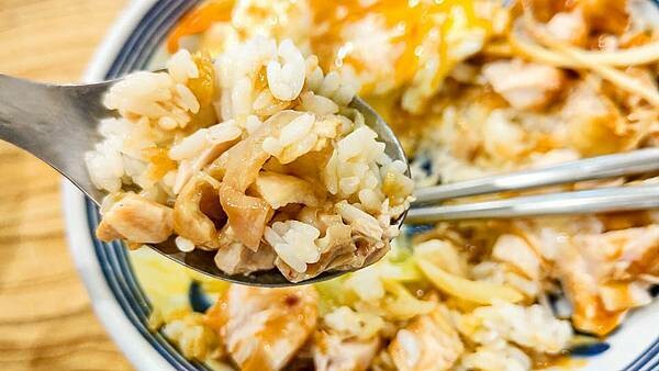 【台北美食】富春雞肉|比名店還要厲害的好吃雞肉飯!真的是爆強的啦~!