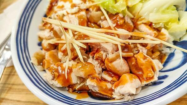 【台北美食】富春雞肉|比名店還要厲害的好吃雞肉飯!真的是爆強的啦~!