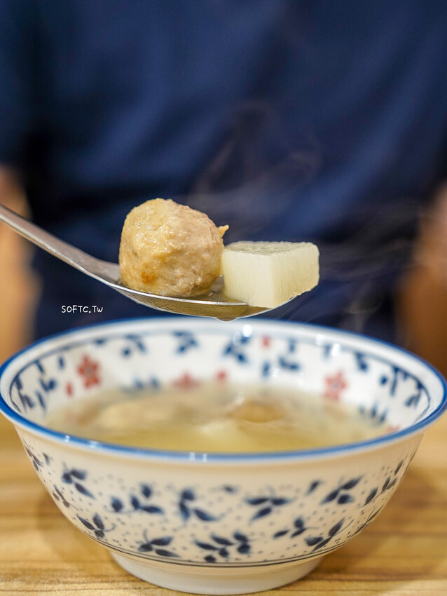 吳興街美食推薦「富春雞肉」大份量平價雞肉飯北醫美食推薦 - 軟西,遊記