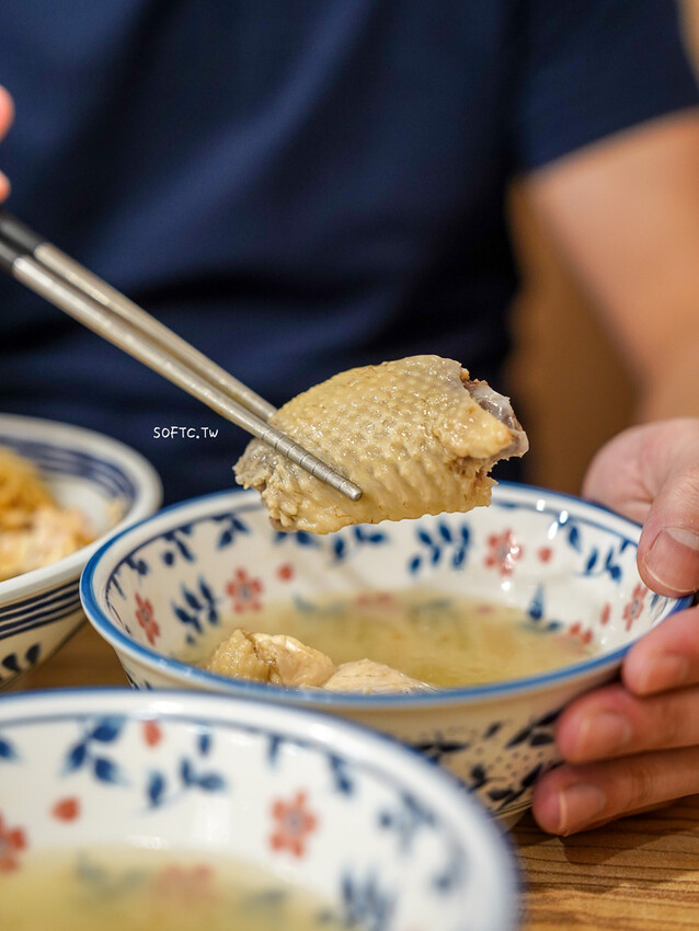 吳興街美食推薦「富春雞肉」大份量平價雞肉飯北醫美食推薦 - 軟西,遊記