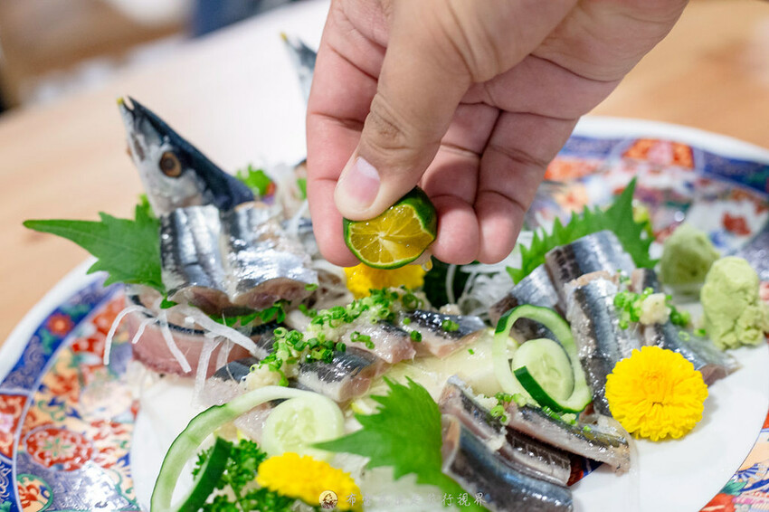菜市場隱藏版美食,專賣生魚片及海鮮丼,還能吃得到各式各樣的螃蟹|布雷克出走旅行視界