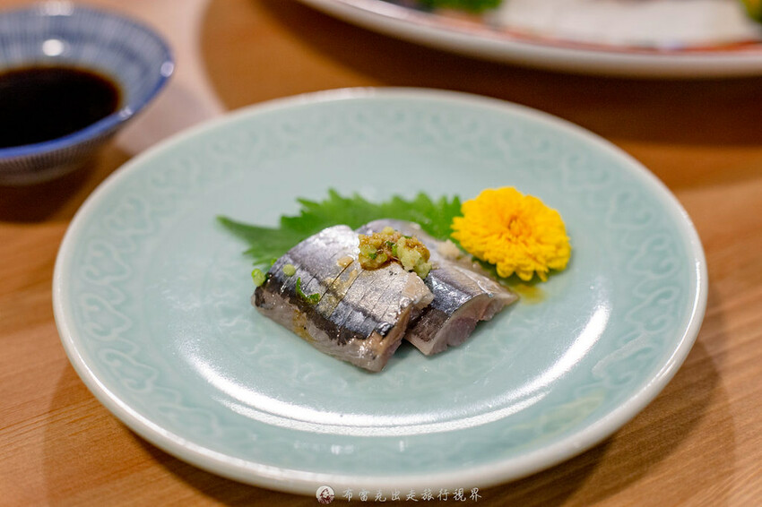 菜市場隱藏版美食,專賣生魚片及海鮮丼,還能吃得到各式各樣的螃蟹|布雷克出走旅行視界