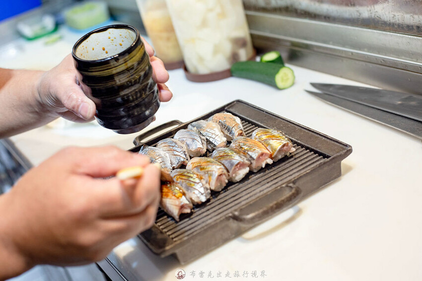 菜市場隱藏版美食,專賣生魚片及海鮮丼,還能吃得到各式各樣的螃蟹|布雷克出走旅行視界
