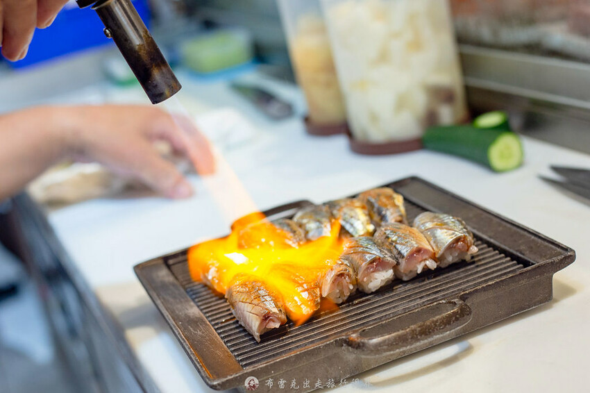 菜市場隱藏版美食,專賣生魚片及海鮮丼,還能吃得到各式各樣的螃蟹|布雷克出走旅行視界