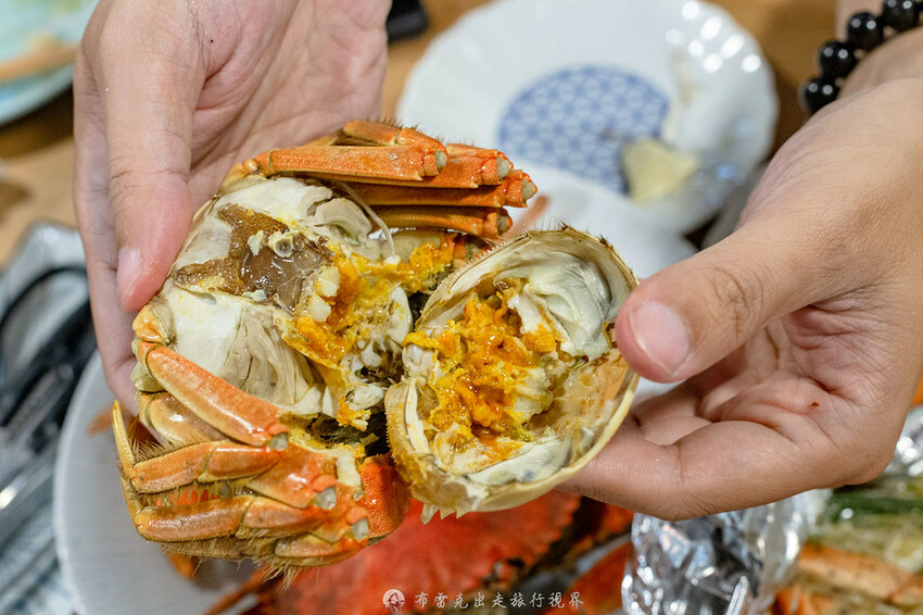 菜市場隱藏版美食,專賣生魚片及海鮮丼,還能吃得到各式各樣的螃蟹|布雷克出走旅行視界