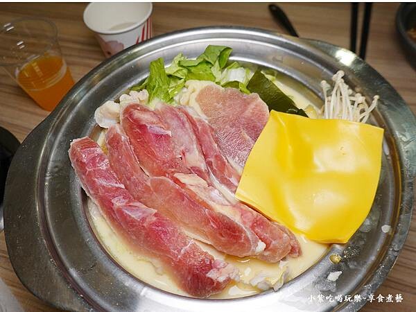 香濃起司雞腿鍋-2023中壢逸小鍋 (1).jpg