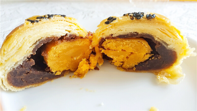 伴手禮界的愛馬仕, 法布甜原味馬卡龍鳳梨酥+卡滋蛋黃酥12.jpg