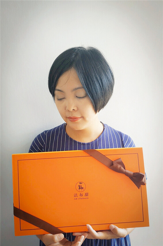 伴手禮界的愛馬仕, 法布甜原味馬卡龍鳳梨酥+卡滋蛋黃酥19.jpg