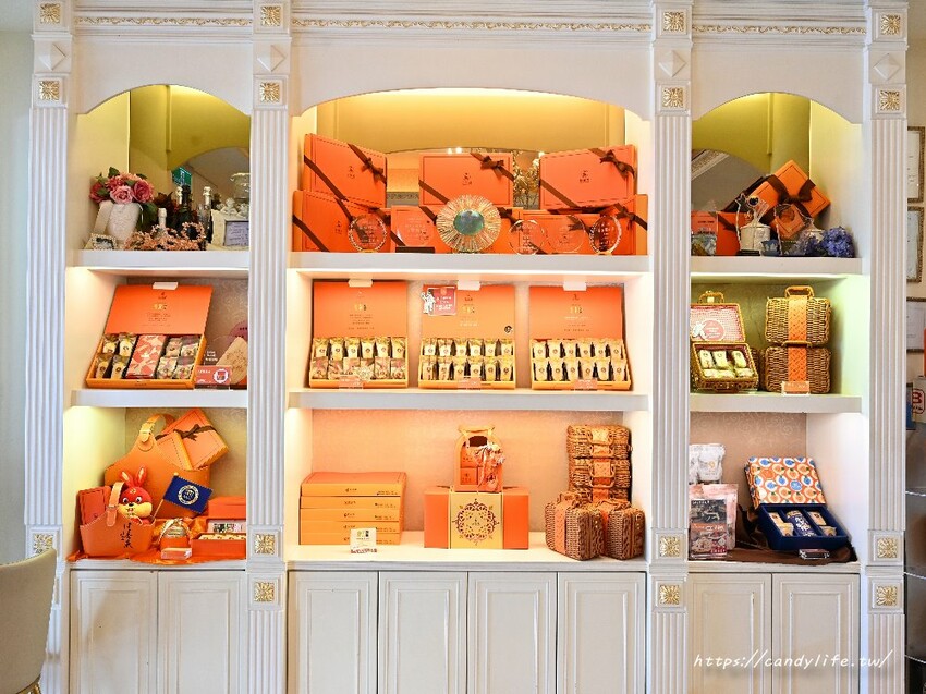 法布甜｜台中厲害伴手禮推薦！伴手禮界的愛馬仕馬卡龍鳳梨酥，還有夏日必嘗美肌檸檬蛋糕、玫瑰檸檬塔，讓人一吃就愛上！