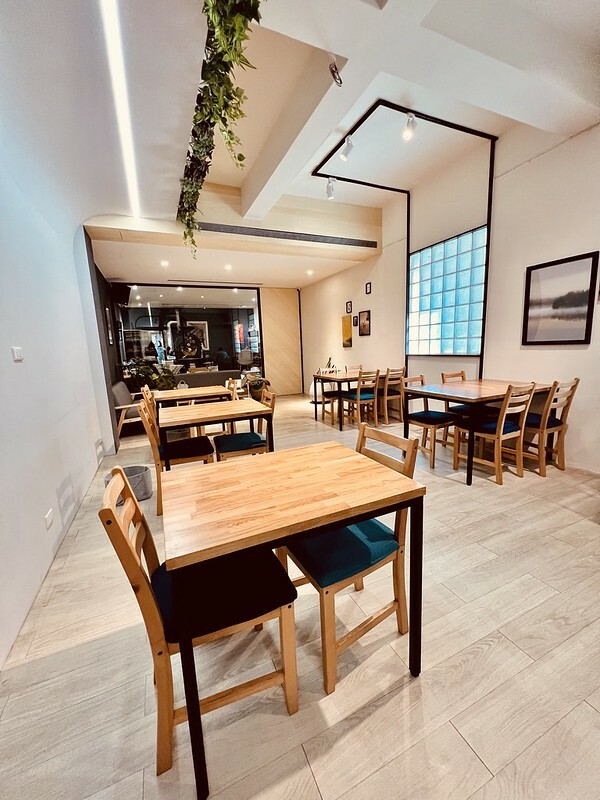 【台灣,桃園市,中壢區】喬治的咖啡 George’s Coffee 自家烘焙,專業的老房子網美咖啡館。&