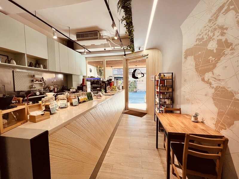 【台灣,桃園市,中壢區】喬治的咖啡 George’s Coffee 自家烘焙,專業的老房子網美咖啡館。&