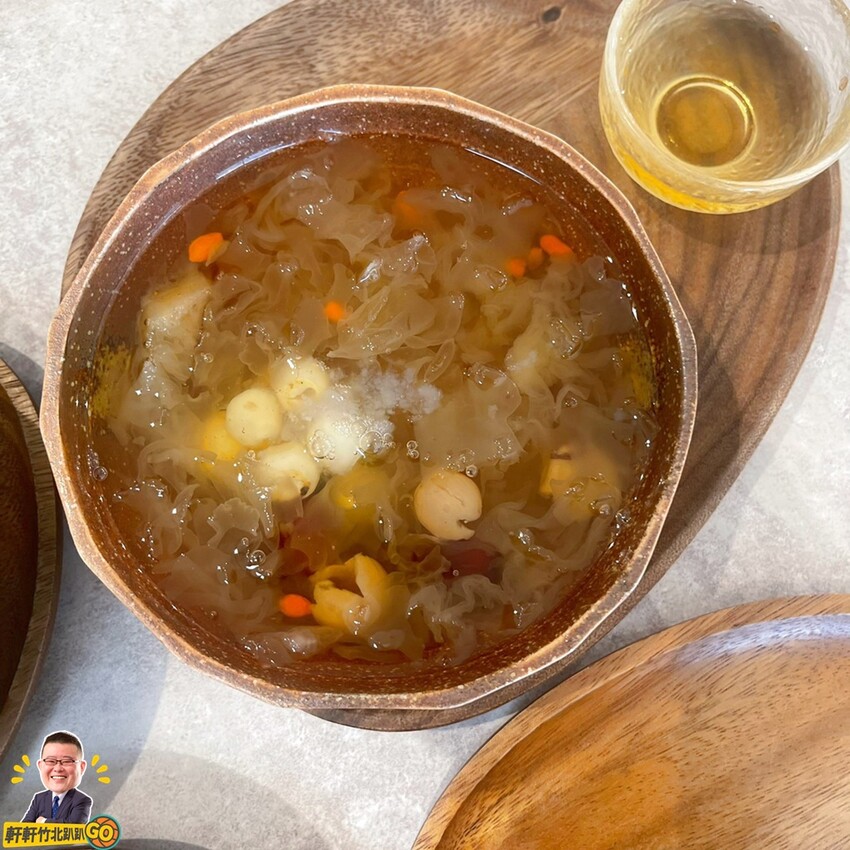 主打"健康、低糖無添加"的香醇豆花  搭配各種手作天然食材