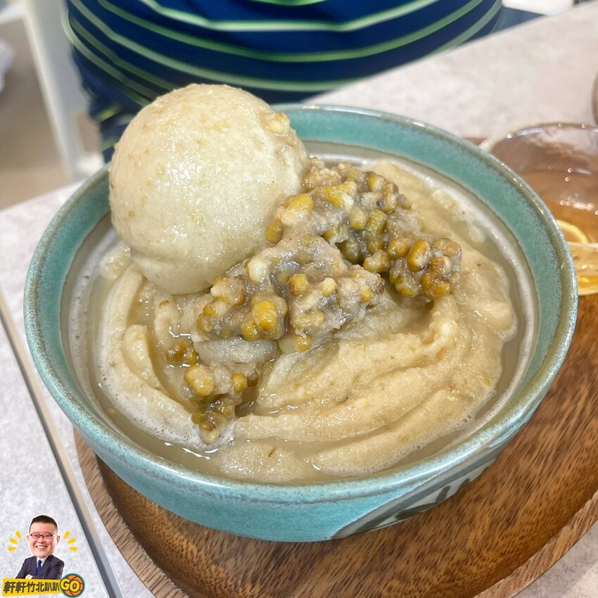 主打"健康、低糖無添加"的香醇豆花  搭配各種手作天然食材